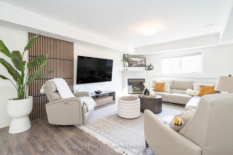 Photo 13 at 1075 Muriel Street, Alcona, Innisfil