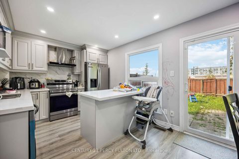 Photo 1 at 47 Woolenscote Circle, Clairville, Toronto