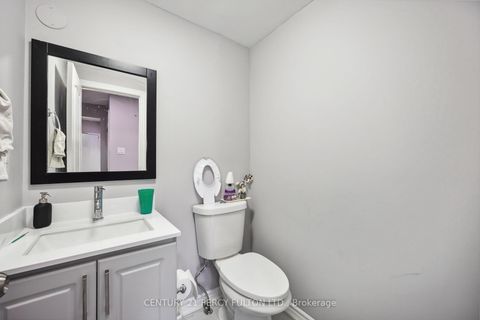 Photo 13 at 47 Woolenscote Circle, Clairville, Toronto
