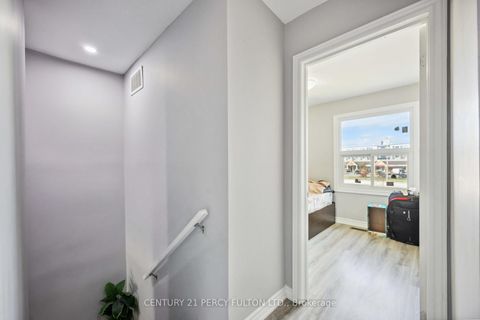 Photo 21 at 47 Woolenscote Circle, Clairville, Toronto