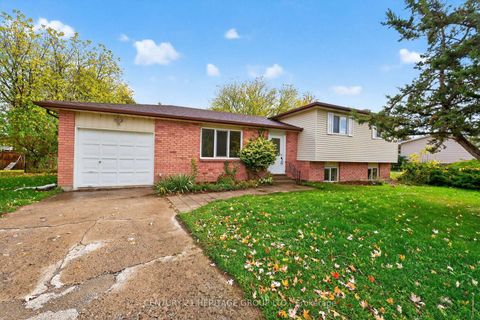 Photo 2 at 1087 County Rd 42, Stayner, Clearview