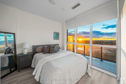 Photo 13 at 720 - 60 George Butchart Drive, CFB, Toronto