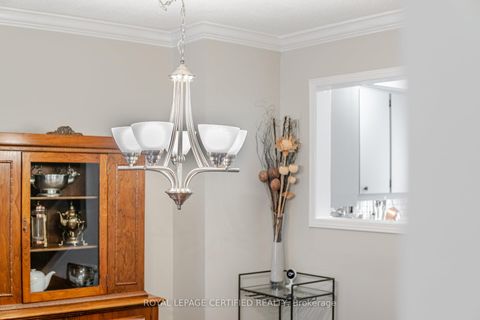 Photo 10 at 11 Longboat Avenue, Waterfront Communities C8, Toronto