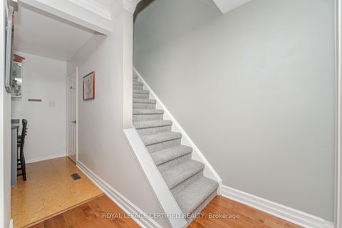 Photo 17 at 11 Longboat Avenue, Waterfront Communities C8, Toronto