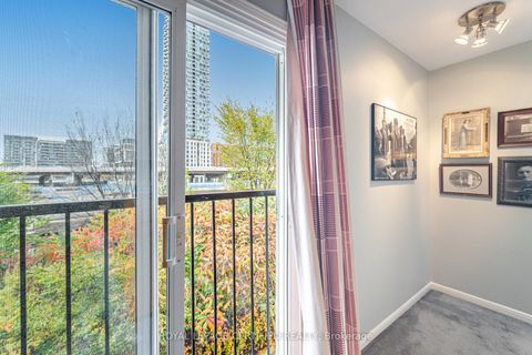 Photo 35 at 11 Longboat Avenue, Waterfront Communities C8, Toronto