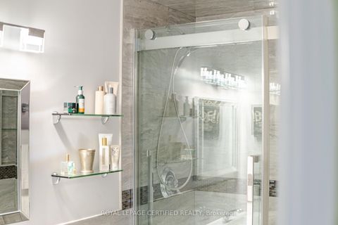 Photo 39 at 11 Longboat Avenue, Waterfront Communities C8, Toronto Photo 39 at 11 Longboat Avenue, Waterfront Communities C8, Toronto