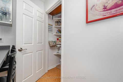 Photo 40 at 11 Longboat Avenue, Waterfront Communities C8, Toronto