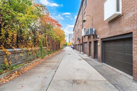 Photo 44 at 11 Longboat Avenue, Waterfront Communities C8, Toronto