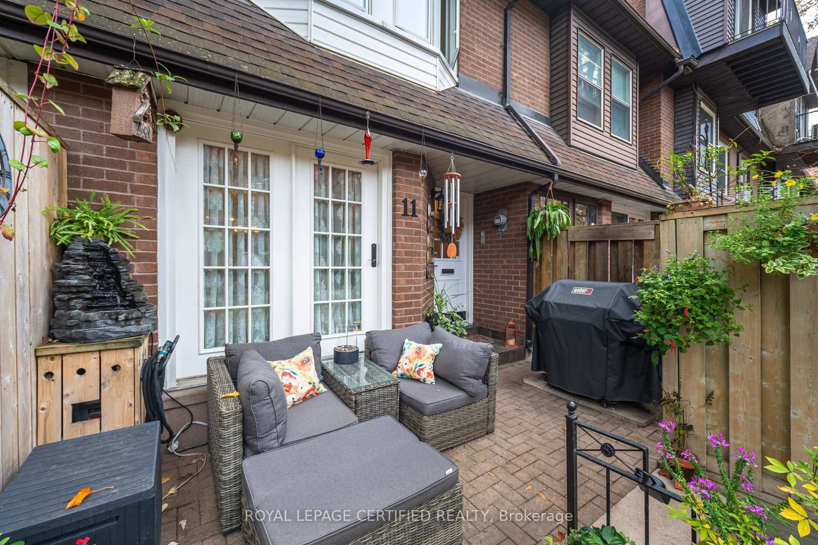 Photo 2 at 11 Longboat Avenue, Waterfront Communities C8, Toronto Photo 2 at 11 Longboat Avenue, Waterfront Communities C8, Toronto