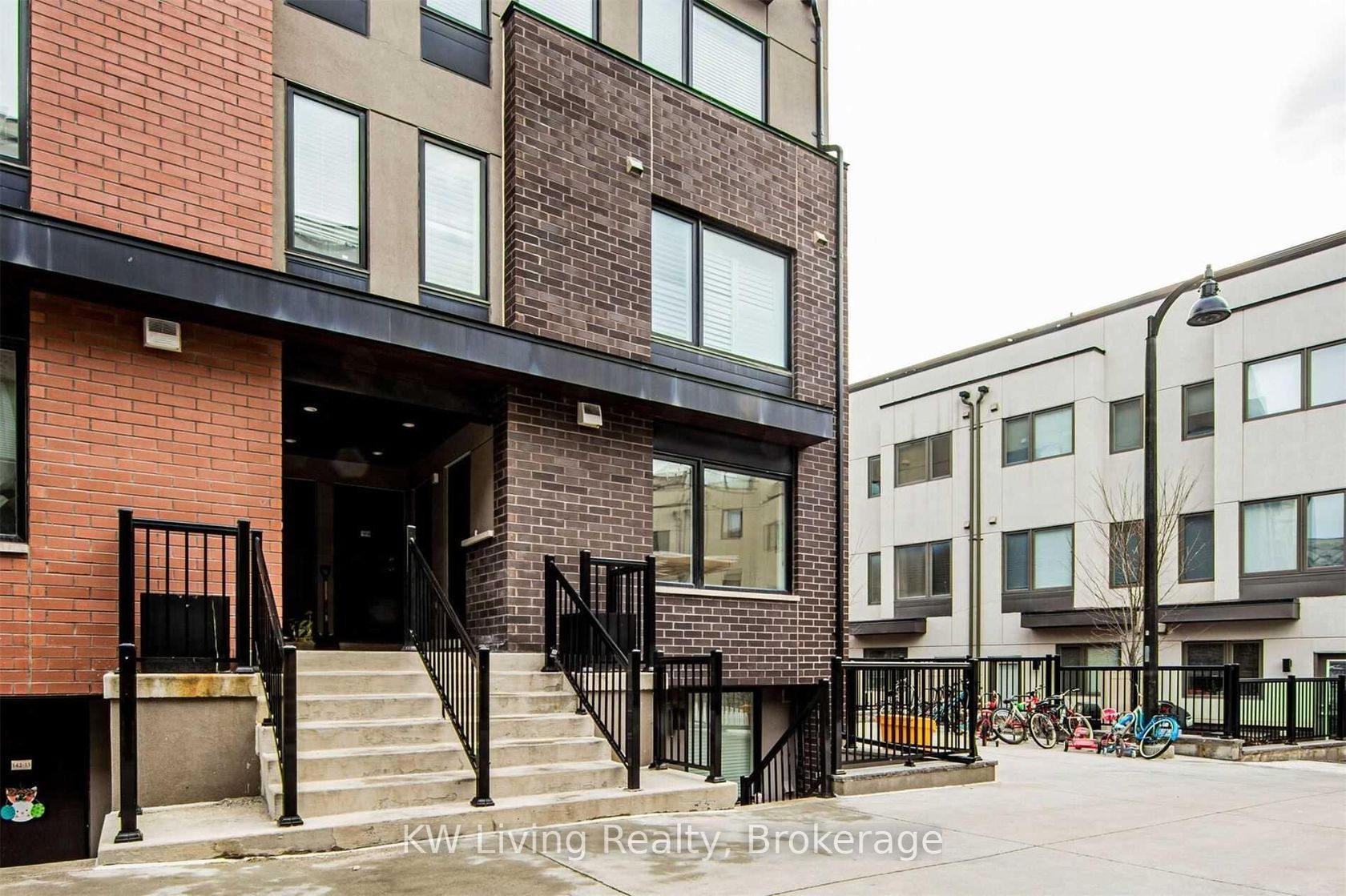 Photo 1 at 14 - 142 William Duncan Road, CFB, Toronto Photo 1 at 14 - 142 William Duncan Road, CFB, Toronto