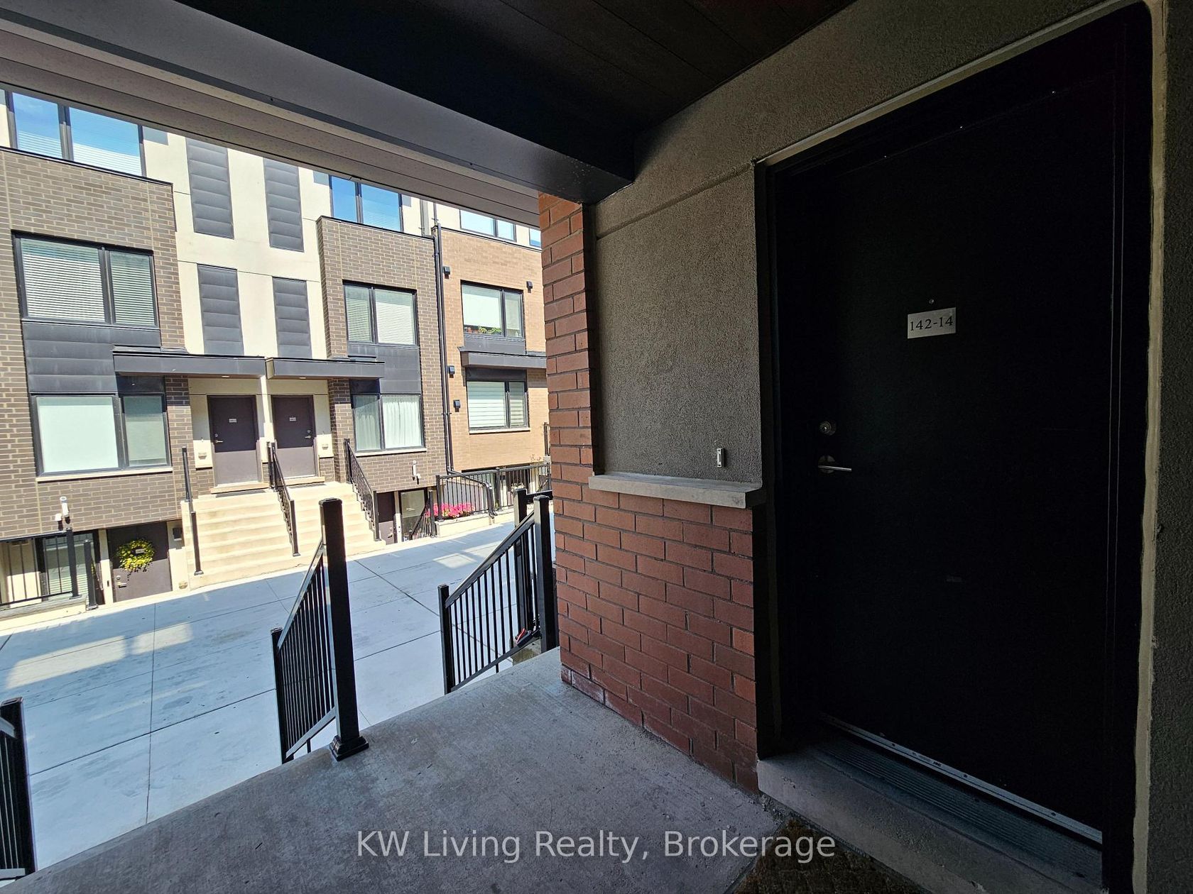 Photo 13 at 14 - 142 William Duncan Road, CFB, Toronto Photo 13 at 14 - 142 William Duncan Road, CFB, Toronto