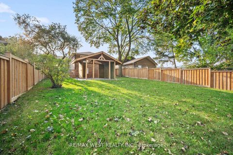 Photo 16 at 47 Gibson Avenue, Beaumonde Heights, Toronto