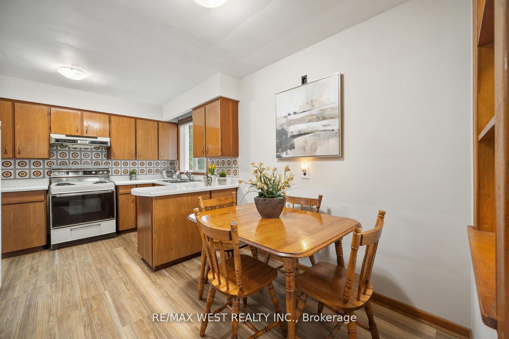 Photo 9 at 47 Gibson Avenue, Beaumonde Heights, Toronto Photo 9 at 47 Gibson Avenue, Beaumonde Heights, Toronto