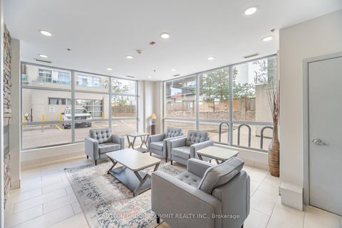 Photo 3 at 401 - 2464 WESTON Road, Weston, Toronto