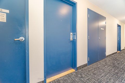 Photo 6 at 401 - 2464 WESTON Road, Weston, Toronto