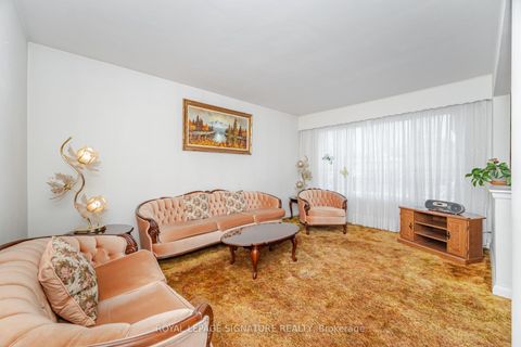 Photo 10 at 25 Marta Avenue, Birchmount, Toronto