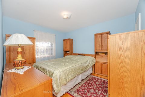 Photo 18 at 25 Marta Avenue, Birchmount, Toronto