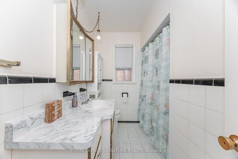 Photo 24 at 25 Marta Avenue, Birchmount, Toronto