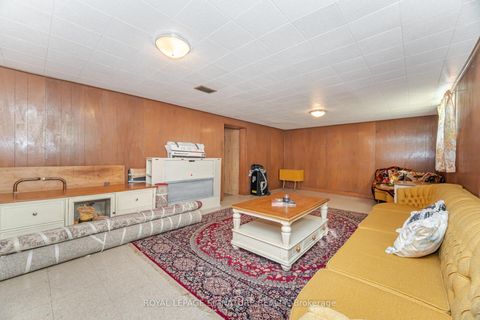 Photo 32 at 25 Marta Avenue, Birchmount, Toronto