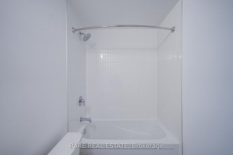 Photo 11 at 312 - 2501 Saw Whet Boulevard, GA Glen Abbey, Oakville