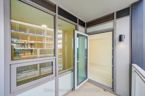 Photo 14 at 312 - 2501 Saw Whet Boulevard, GA Glen Abbey, Oakville