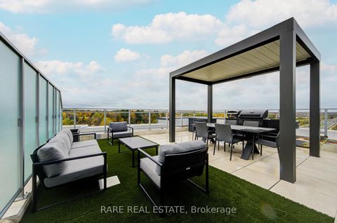 Photo 15 at 312 - 2501 Saw Whet Boulevard, GA Glen Abbey, Oakville