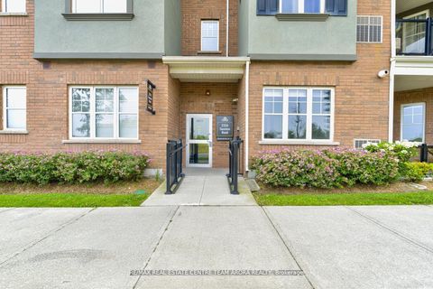 Photo 3 at 303 - 2326 Taunton Road, RO River Oaks, Oakville