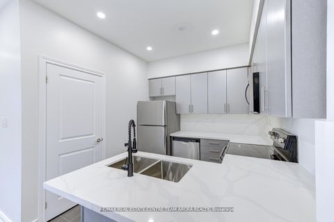 Photo 13 at 303 - 2326 Taunton Road, RO River Oaks, Oakville