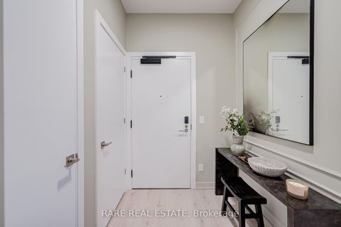 Photo 5 at 444 - 2501 Saw Whet Boulevard, GA Glen Abbey, Oakville