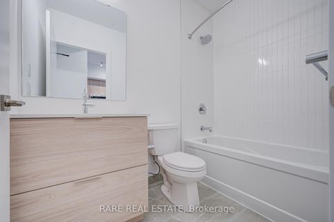 Photo 4 at 403 - 2501 Saw Whet Boulevard, GA Glen Abbey, Oakville