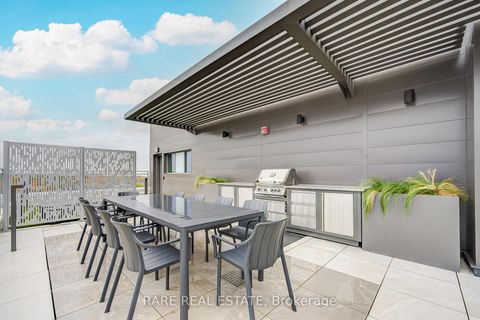 Photo 19 at 403 - 2501 Saw Whet Boulevard, GA Glen Abbey, Oakville