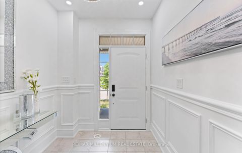 Photo 3 at 83 Casley Avenue, Rural Richmond Hill, Richmond Hill