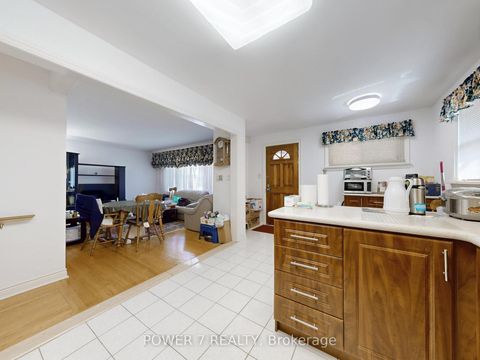 Photo 14 at 16 Stokewell Place, Bendale, Toronto