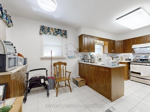 Photo 16 at 16 Stokewell Place, Bendale, Toronto