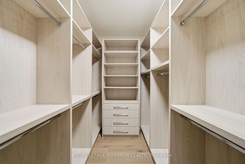 Photo 20 at 6 Donsgrove Court, Patterson, Vaughan