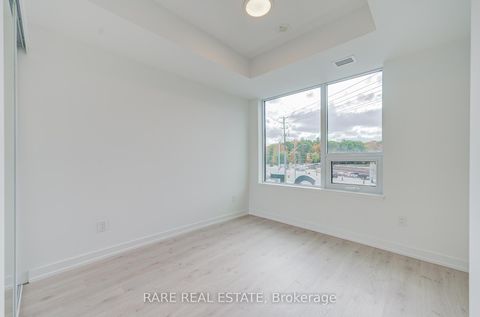 Photo 10 at 224 - 2501 Saw Whet Boulevard, GA Glen Abbey, Oakville