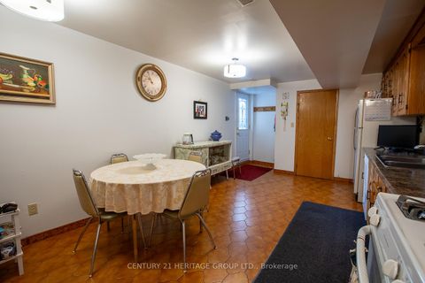 Photo 27 at 237 Apache Trail, Pleasant View, Toronto