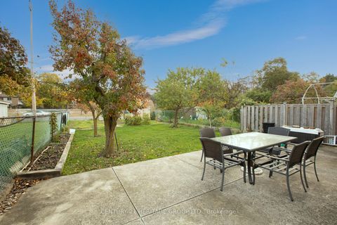 Photo 32 at 237 Apache Trail, Pleasant View, Toronto