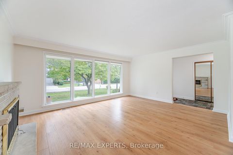 Photo 7 at 42 Cowley Avenue, City Centre West, Toronto