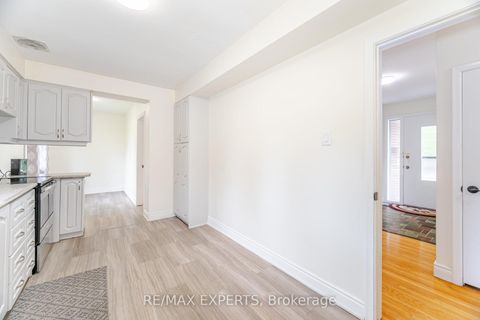 Photo 17 at 42 Cowley Avenue, City Centre West, Toronto Photo 17 at 42 Cowley Avenue, City Centre West, Toronto