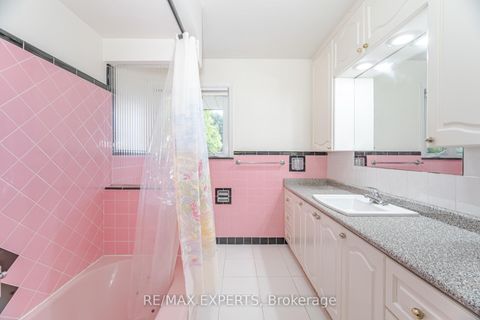 Photo 27 at 42 Cowley Avenue, City Centre West, Toronto