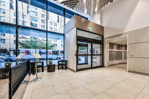 Photo 21 at 702 - 2A Church Street, Waterfront Communities C8, Toronto