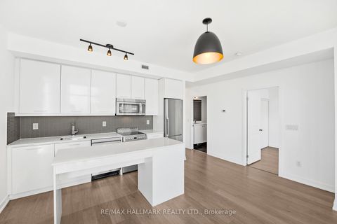Photo 4 at 1704 - 105 George Street, Moss Park, Toronto