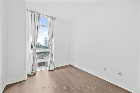 Photo 5 at 1704 - 105 George Street, Moss Park, Toronto