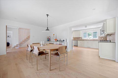 Photo 5 at 197 Garden Avenue, South Richvale, Richmond Hill