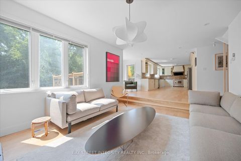 Photo 9 at 197 Garden Avenue, South Richvale, Richmond Hill