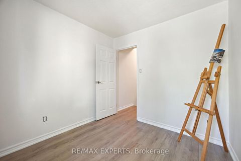 Photo 9 at 242 Milestone Crescent, Aurora Village, Aurora Photo 9 at 242 Milestone Crescent, Aurora Village, Aurora