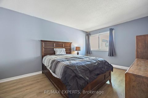 Photo 10 at 242 Milestone Crescent, Aurora Village, Aurora Photo 10 at 242 Milestone Crescent, Aurora Village, Aurora