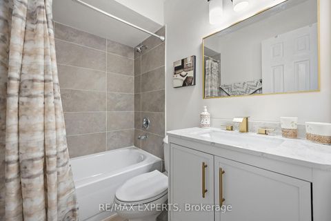 Photo 12 at 242 Milestone Crescent, Aurora Village, Aurora