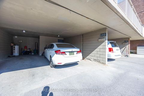 Photo 15 at 242 Milestone Crescent, Aurora Village, Aurora Photo 15 at 242 Milestone Crescent, Aurora Village, Aurora